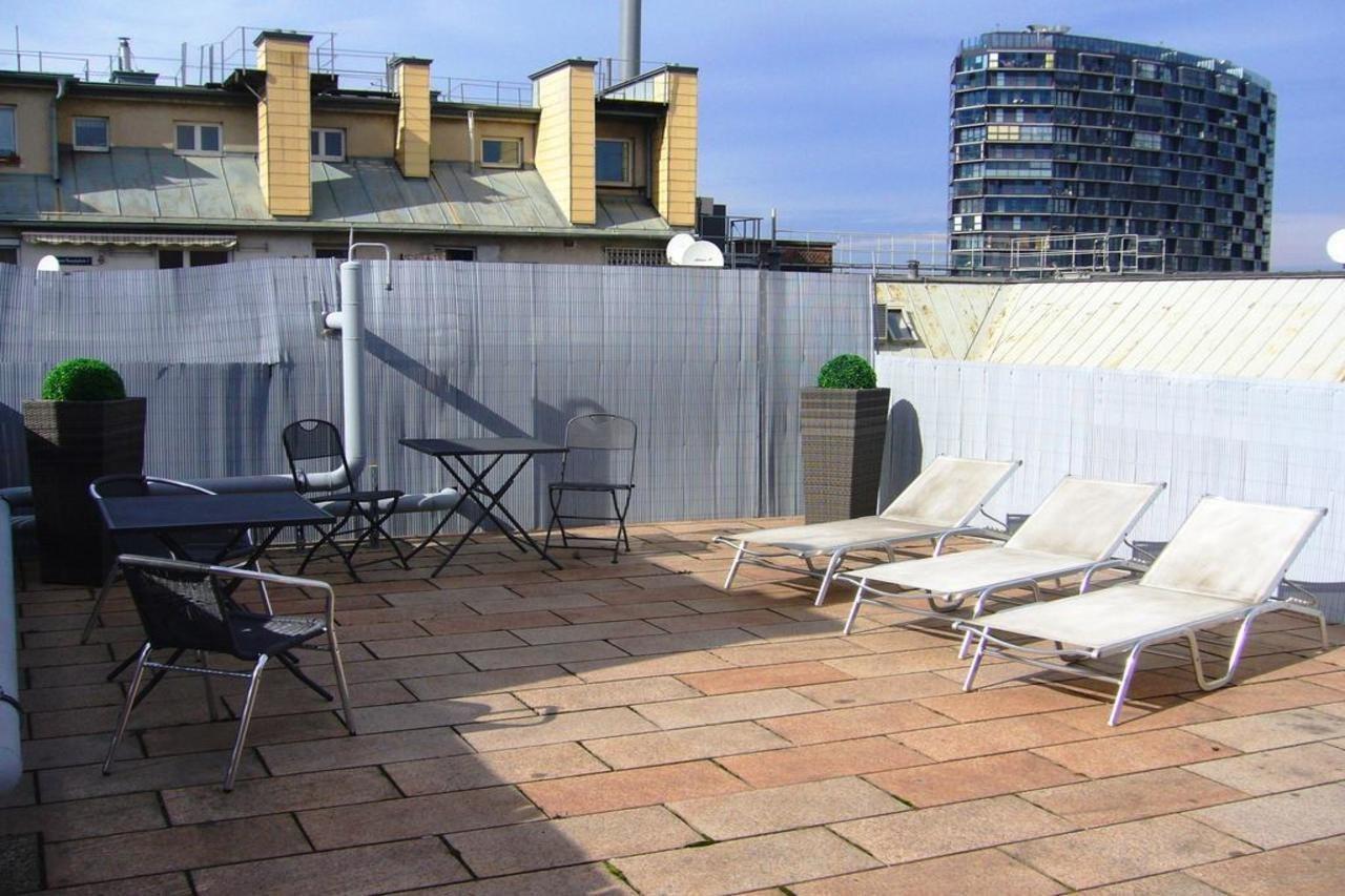 Royal Living Apartments Wenen Buitenkant foto